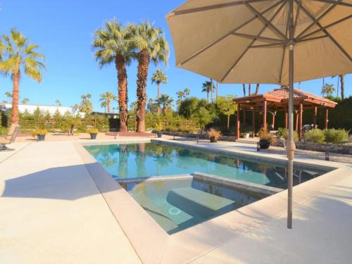 Palm Springs House | Casa de Cantera