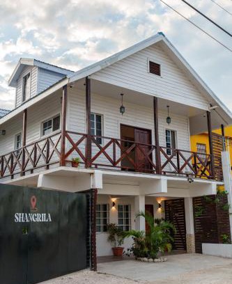 Belize City Apartment | Casa De Shangrila
