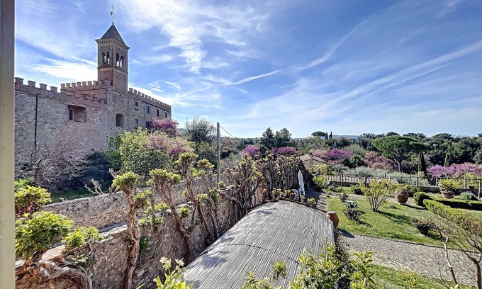 Bolgheri House | Casa Giorgiana - Charming House with Panoramic Private Garden