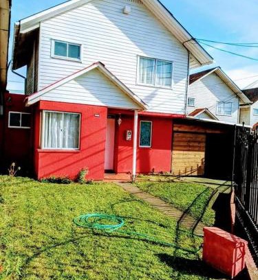 San Pedro de la Paz Apartment | Casa Grande roja para 7 personas