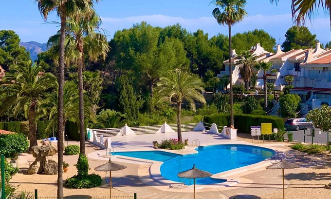 L'Alfas del Pi Apartment | Casa Julia with swimming pool