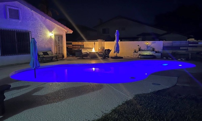 Yuma House | Casa Laissez-Faire: A 2800+ SqFt Private Desert Oasis with Private Pool.