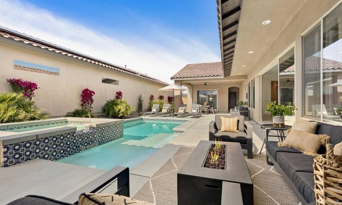 La Quinta House | Casa Luna - Your Vacation Home Away From Home - Arrive & Relax 3BR #twosixzerozeroeighteight