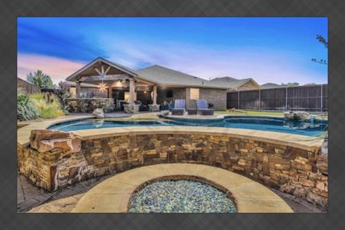 Lubbock House | Casa Oasis