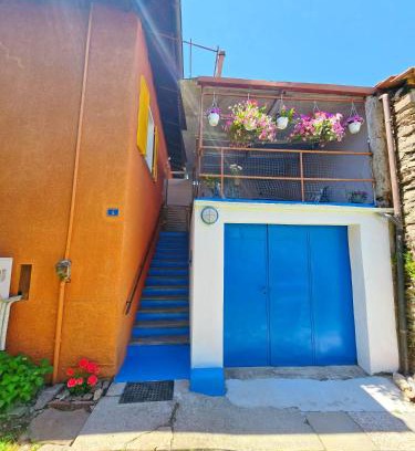 Contone Apartment | Casa Orange