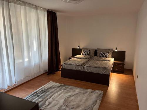 Ploiesti House | Casa Raicu