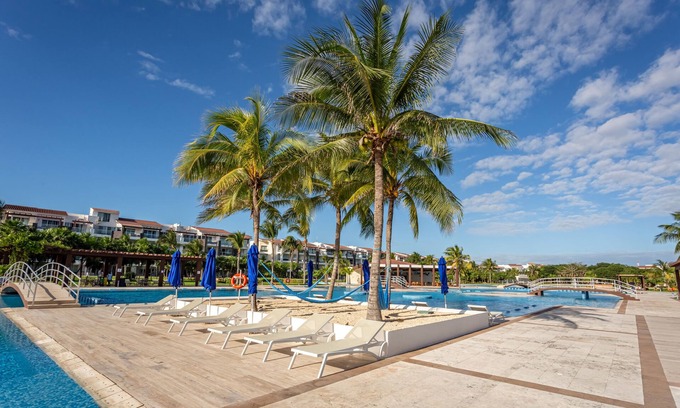 Puerto Juarez Condo | Casa Sky Penthouse Mareazul 2 Bedroom Condo by RedAwning