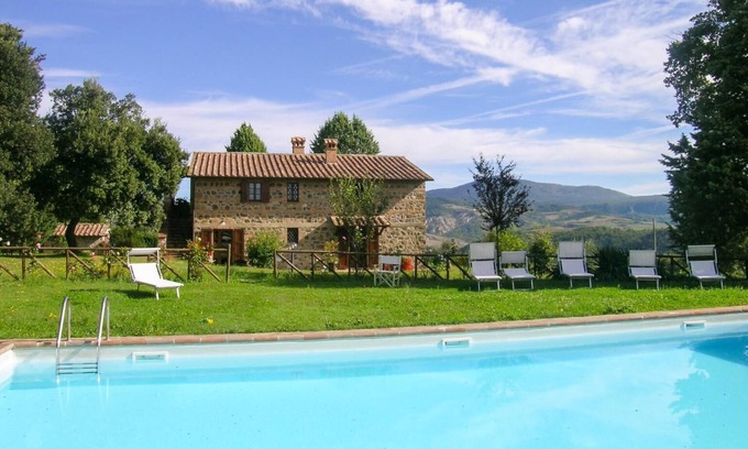Il Poggio Villa | Casale Donatelli - Five Bedroom Villa, Sleeps 10