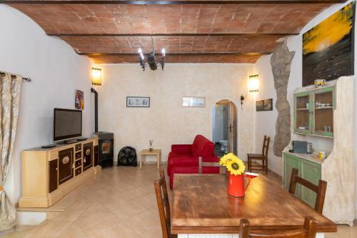 Campiglia Marittima Apartment | Casetta Max - Venturina Terme