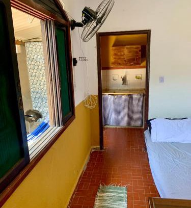 Maracana House | Casinha 4 quadras da praia com churrasqueira e garagem