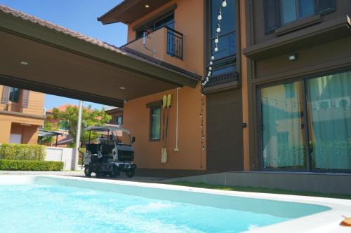 Cha-am Villa | Castello Di Mare