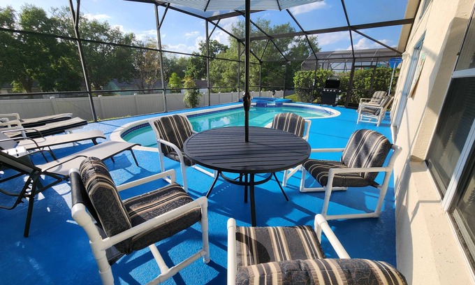 Westridge House | Casterton's Oasis Vacation Retreat