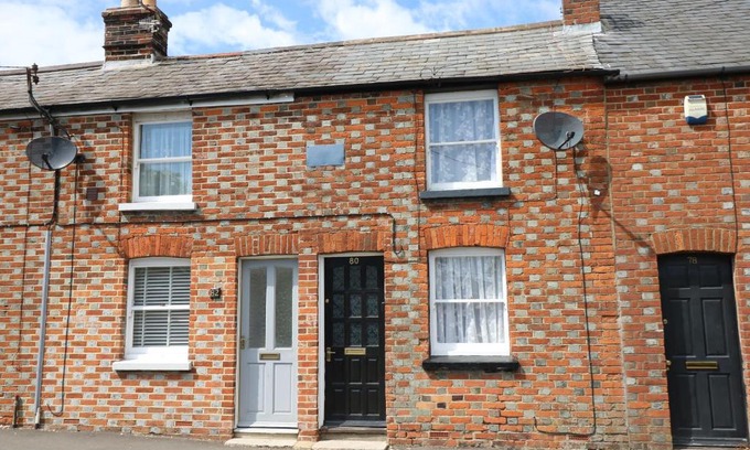 Newport House | Castle Cottage