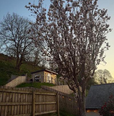 Llangollen Ski Chalet | Castle View chalet