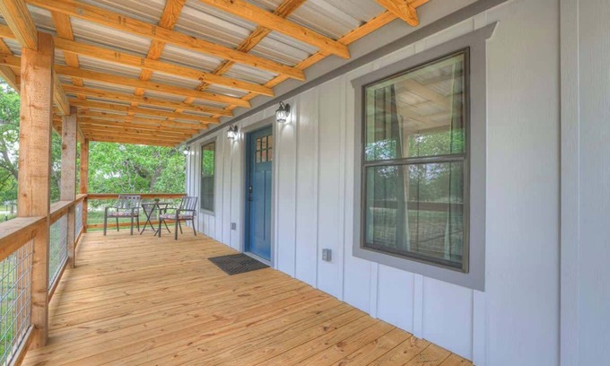 Fredericksburg Cottage | Cates Cottage in the Hill Country 8 Mins to Fred!