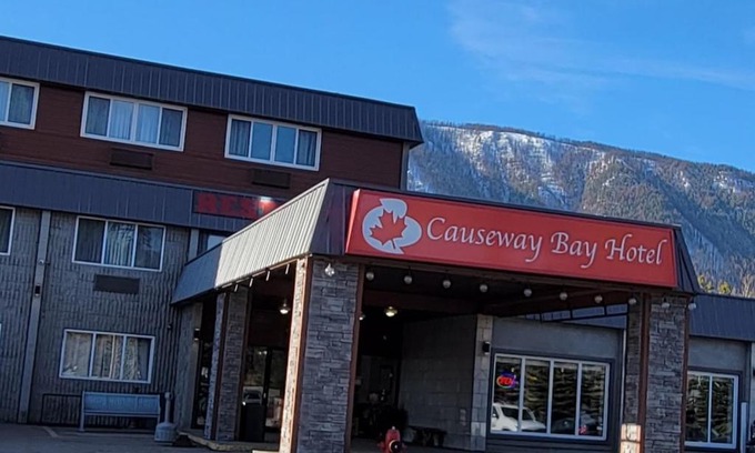East Kootenay Hotel | Causeway Bay Hotel