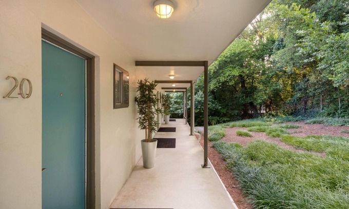 Brookwood Apartment | CCA Affordable Hotel-alternative Perfect for Long Term Stay