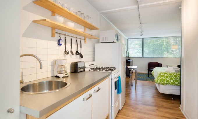 Brookwood Apartment | CCB Affordable Studio w Cozy Bed and Friendly Hosts