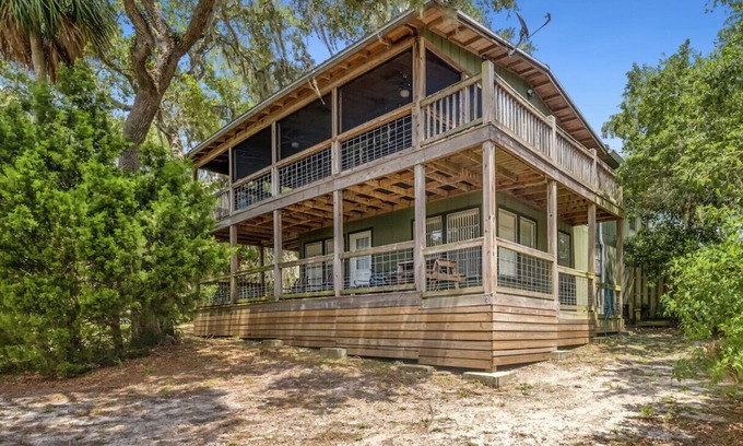 Cedar Key Cabin | Cedar Summit Downstairs