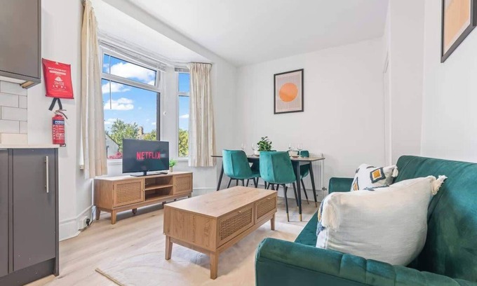 Newport Apartment | Cedar View – 2 Bed Apartment