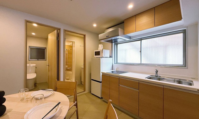 Hiroshima City Centre Apartment | Celine Kanayama 501