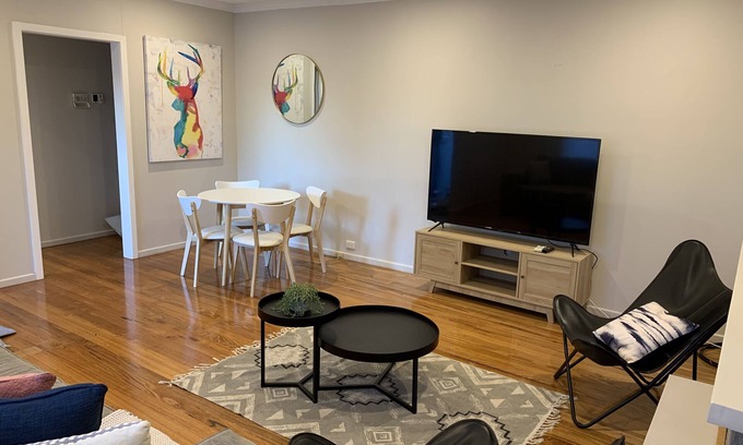 Essendon House | Central & Tranquil Two-Bedroom Home in the Heart of Essendon