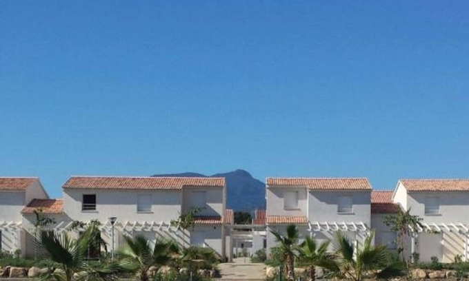 Prunete Villa | CERVIONE PRUNETTE Air-conditioned seaside villa with direct beach access