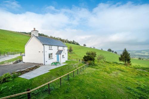 Cwmtirmynach House | Ceseilgwm