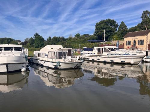 Chatillon en Bazois Boat Rental | Chablis - API-1-46-25