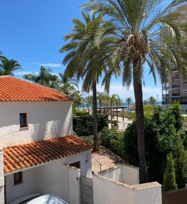 Grau i Platja House | Chalet adosado con jardín - Primera linea