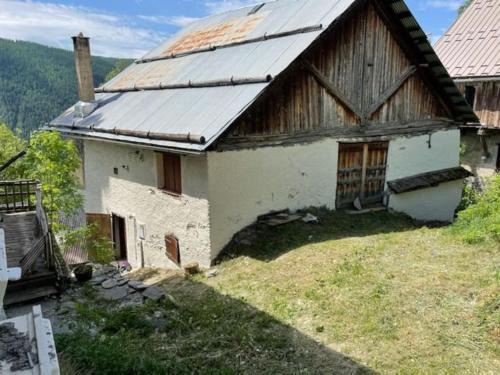 Chateau-Ville-Vieille Ski Chalet | Chalet avec vue sur le fort de Château Queyras