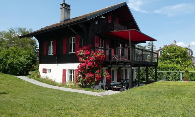 Saint-Prex Apartment | Chalet by the lake in St-Prex