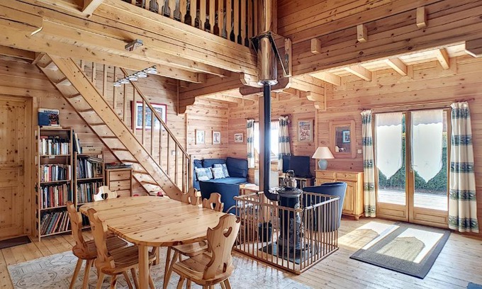 Saint-Jean-dʼAulps Ski Chalet | Chalet chaleureux - 9 personnes - 3km des pistes - proche Morzine - Iaorana