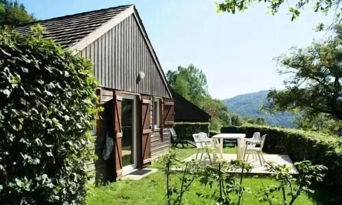 Laussac Ski Chalet | Chalet Confort 25m² (2 bedrooms) sleeps 4