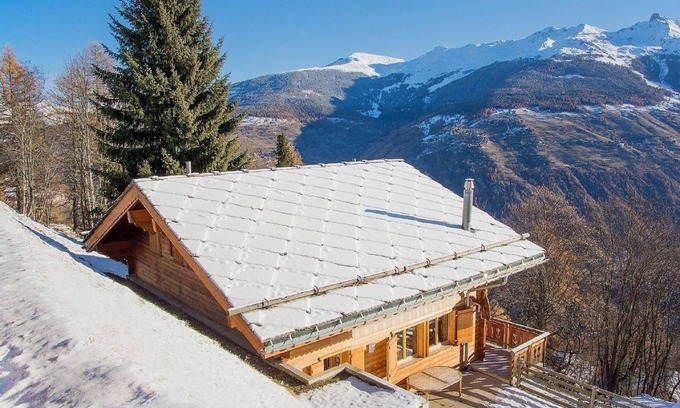 Heremence Ski Chalet | Chalet Greppon Blanc