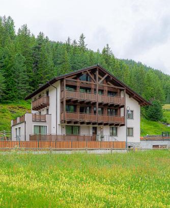 Santa Caterina Valfurva Apartment | Chalet La Pineta