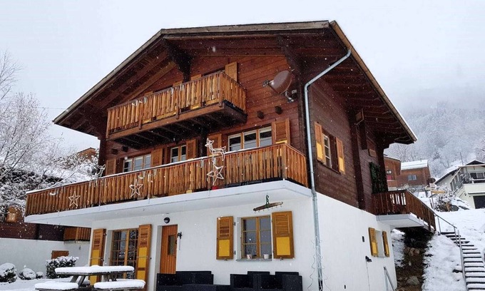 Fiesch House | Chalet Verrel near Aletsch Ski Gondolas