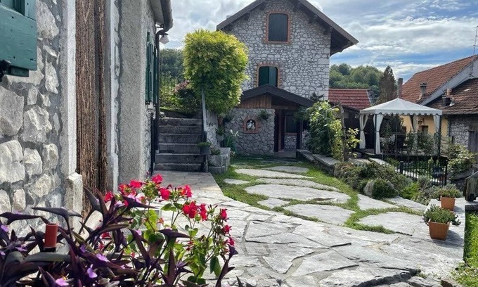 Ponte nelle Alpi House | Chalet with historic charm and full comfort