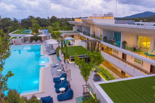 Rawai Hotel | Chalong Marina Bay View Phuket