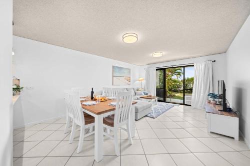 Maroochydore Apartment | Chambers River Retreat