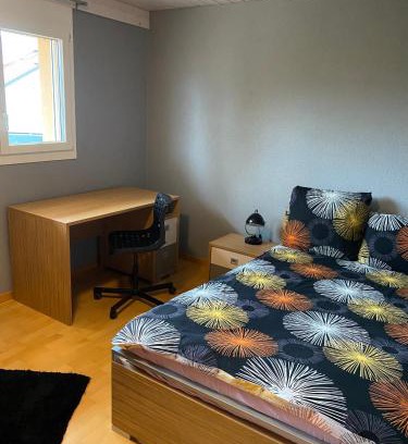 La Tour-de-Treme House | Chambre spacieuse à louer dans une maison calme avec un grand jardin