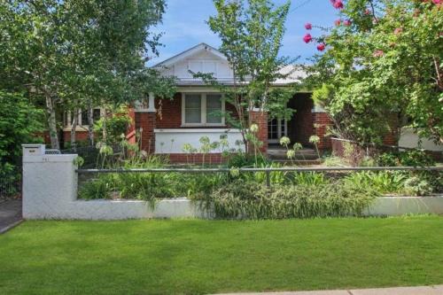 Wagga Wagga House | Charm and Value in Central