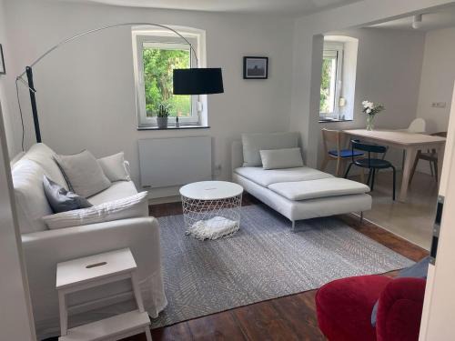 Neustadt-Konigsbach House | Charmantes Häuschen am Waldrand