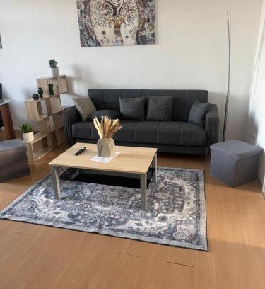 Detmold Apartment | Charmante Altbauwohnung im Zentrum von Detmold, Paula
