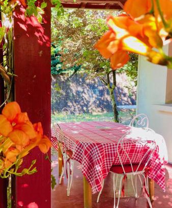 Ares House | Charmante maison authentique, proche bassin