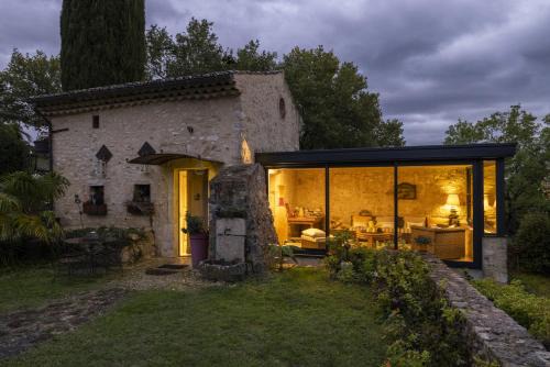 Saint-Marcel-d'Aredeche House | Charmante maisonnette en ARDECHE