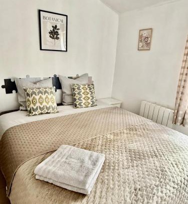 Villefranche-sur-Saone Apartment | Charme et Tranquillité - Duplex Vintage avec Confort Moderne