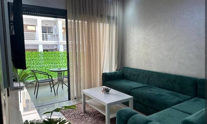 Camp El Ghoul Apartment | Charming 1-bedroom apartment in brilliant Marrakesh with AC