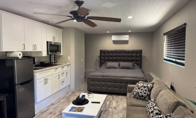 West Sedona House | Charming 1-bedroom Casita Studio in the Heart of West Sedona