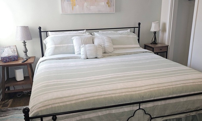 Windsor Apartment | Charming 2-bedroom apartment with AC, WIFI, Security Cameras at entrances.